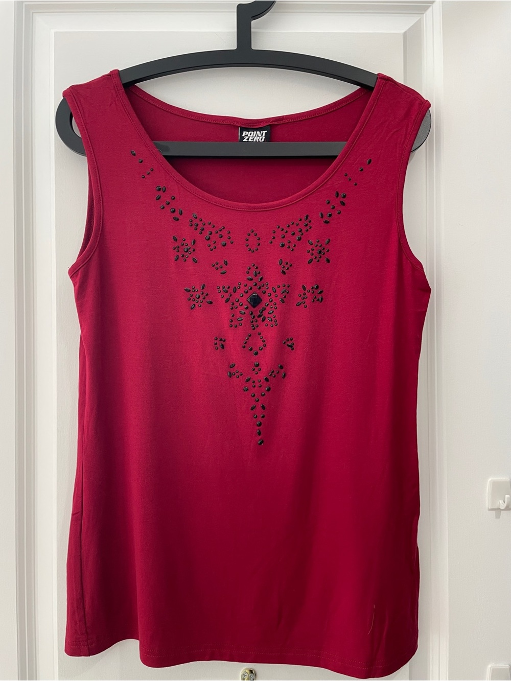 Point Zero Women's Ruby Red Embellished Scoop Neck Tank
